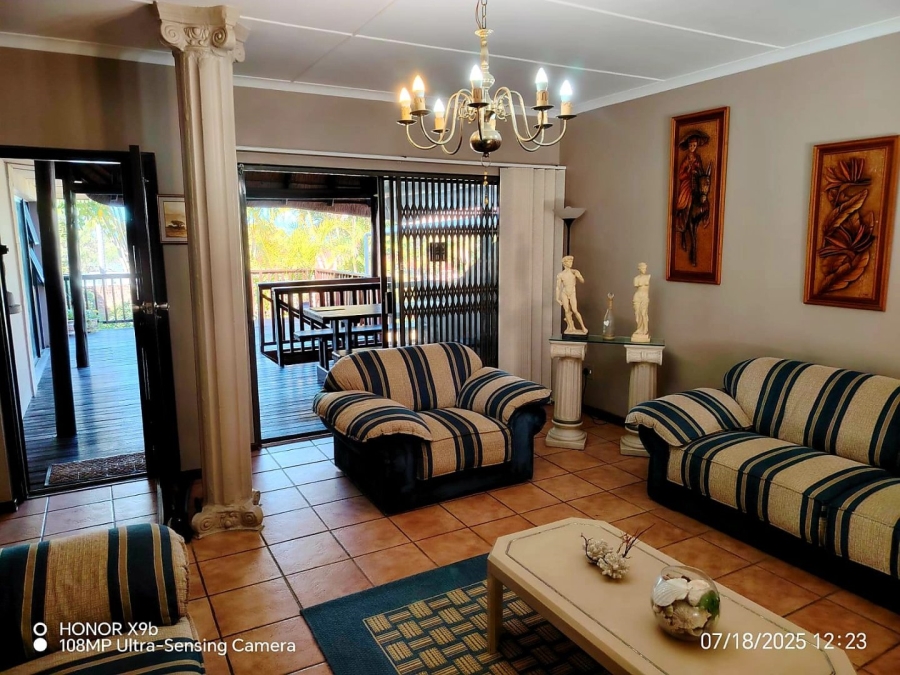 4 Bedroom Property for Sale in Beacon Bay Eastern Cape